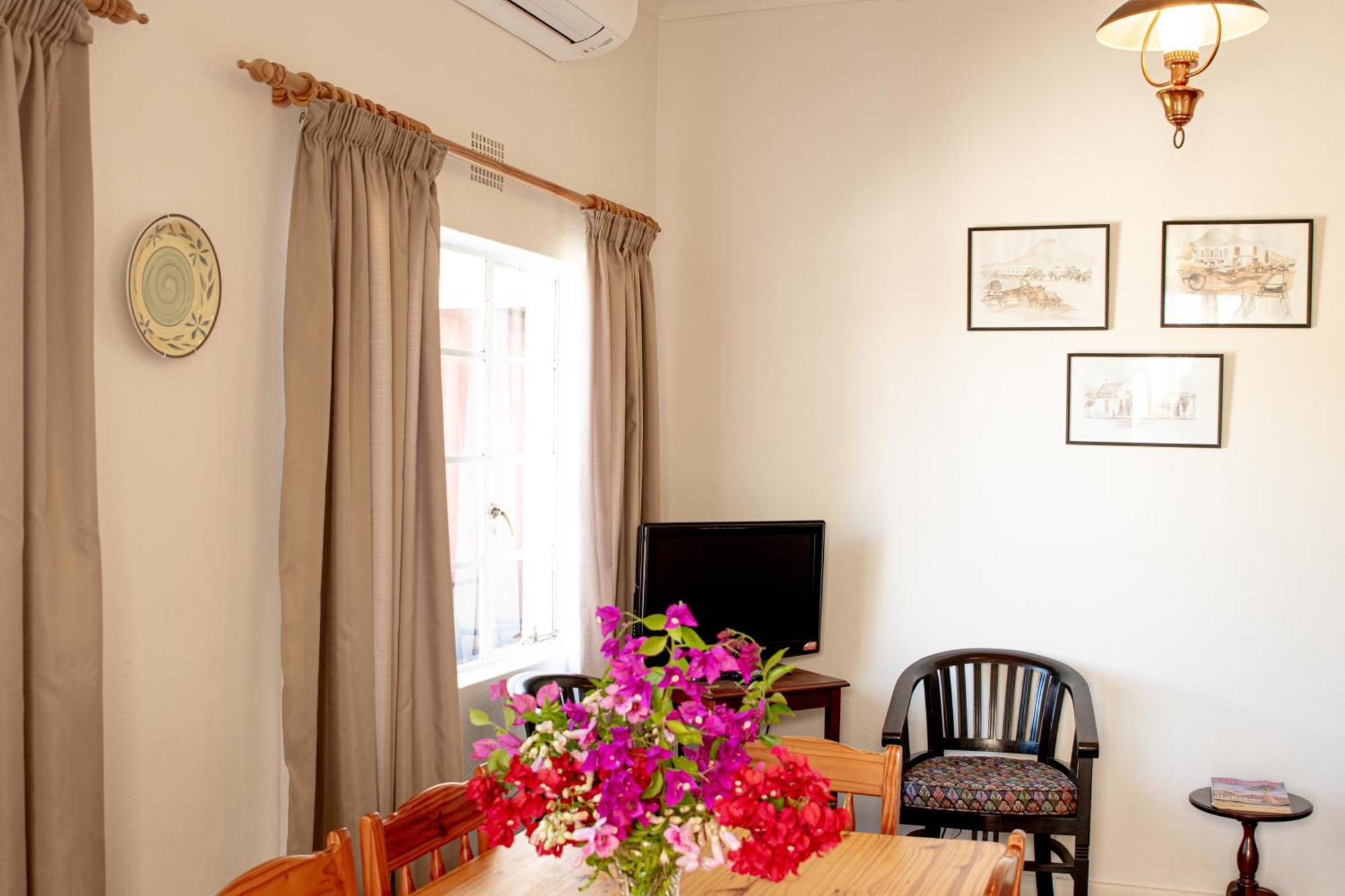 4 Rothman Street B&B Graaff Reinet Ngoại thất bức ảnh